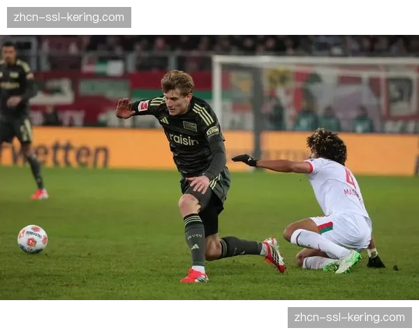 “足球回家”项目启动,德甲俱乐部联合开放青训营吸引社区儿童 “足球回家”项目启动,德甲俱乐部联合开放青训营吸引社区儿童